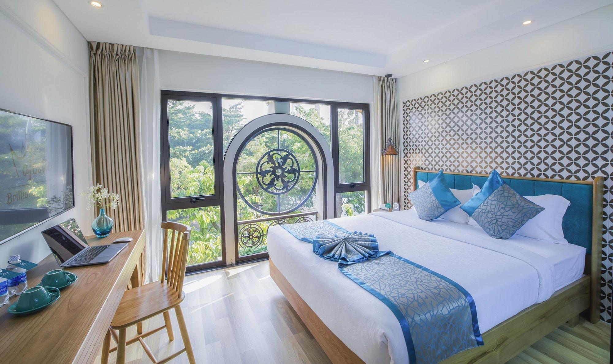 Capital O 781 Brilliant Majestic Hotel Da Nang Exterior photo