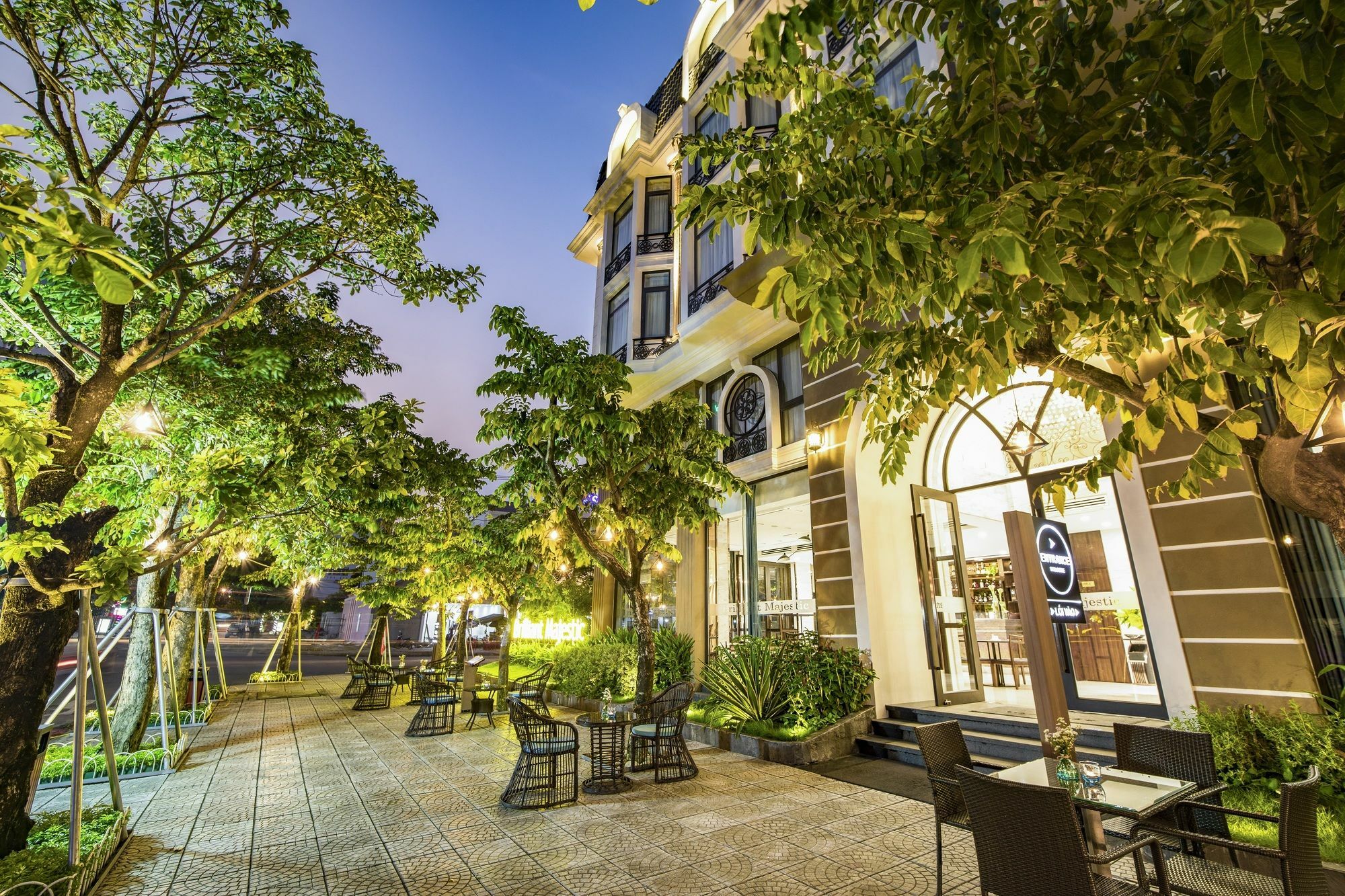 Capital O 781 Brilliant Majestic Hotel Da Nang Exterior photo