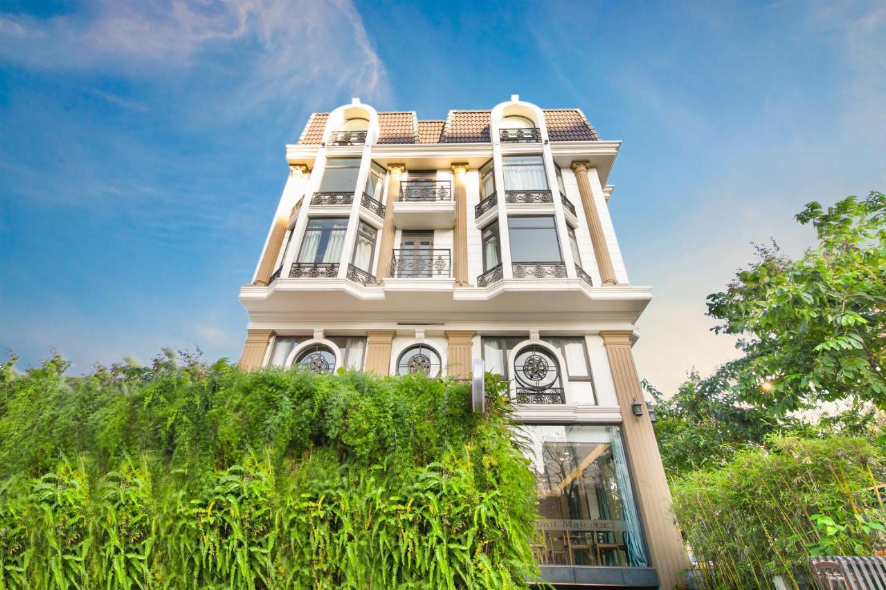 Capital O 781 Brilliant Majestic Hotel Da Nang Exterior photo